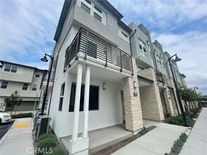 Building Photo - 1103 W Cara Dr