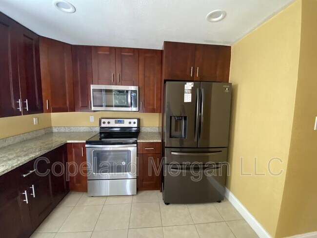 Foto del edificio - 5650 36th St N