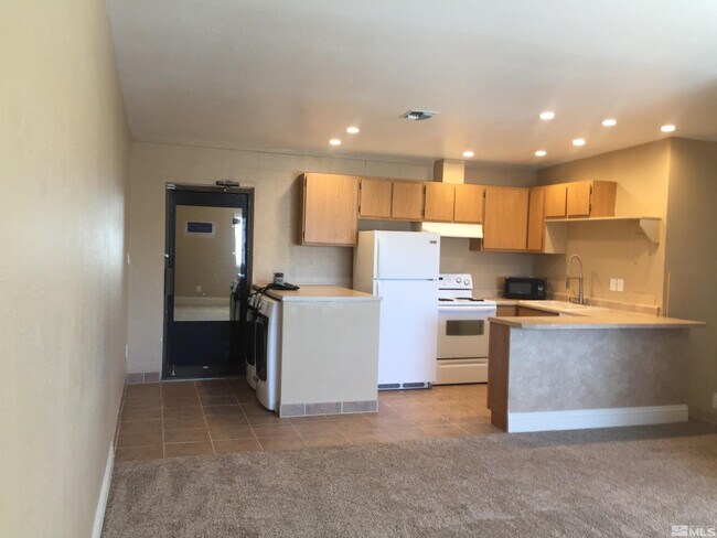 Foto del edificio - 476 Sunshine Ln