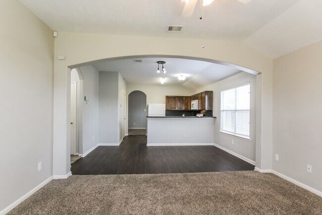 Foto del edificio - 10602 Harbor Canyon Dr