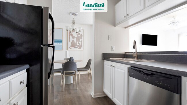 Building Photo - 5870 Sundown Cir