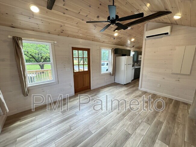 Foto del edificio - 2915 Oakview Rd