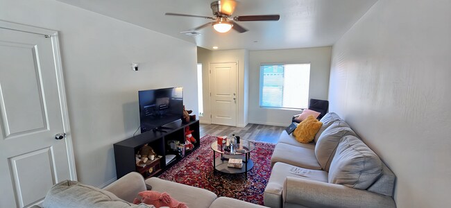 Foto del edificio - Coming Soon-Charming Tehachapi Retreat - $...