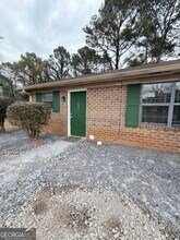 Building Photo - 682 Timothy Rd