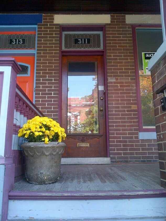 311 E 31st St 2nd Floor + Private Bathroom, Baltimore, MD 21218