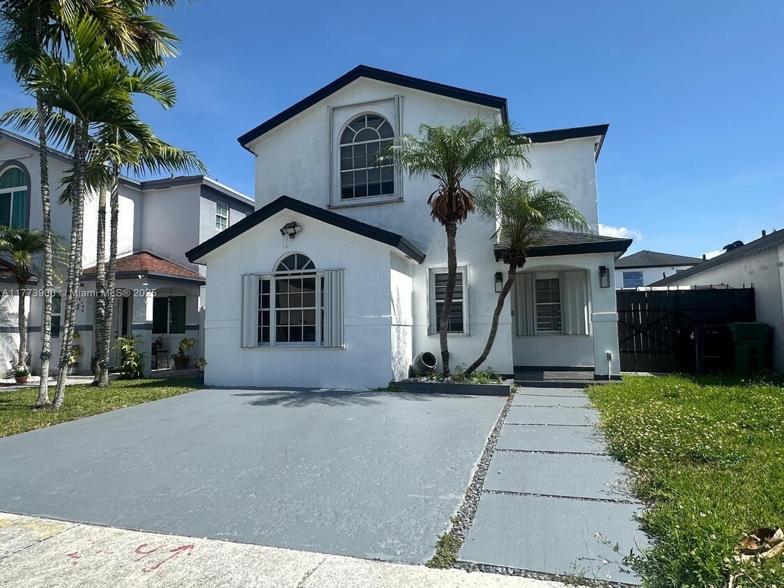 Primary Photo - 13926 SW 164th St