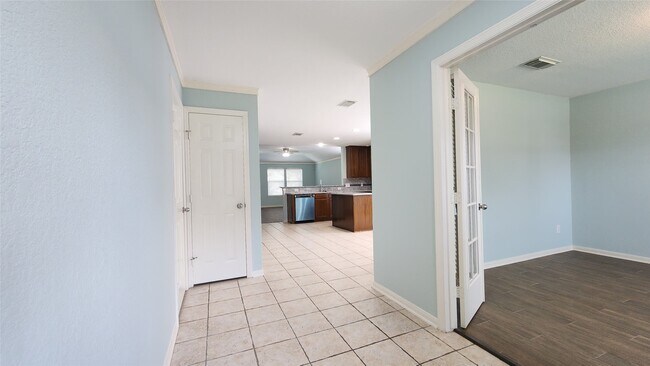 Foto del edificio - 2003 MacKenzie Way