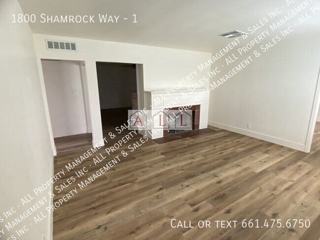 Foto del edificio - 1800 Shamrock Wy
