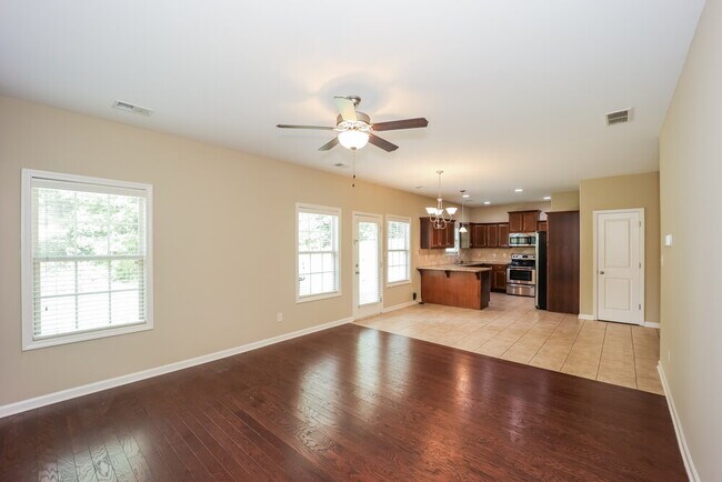 Foto del edificio - 114 St Charles Pl