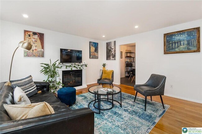Foto del edificio - 2684 East Blvd