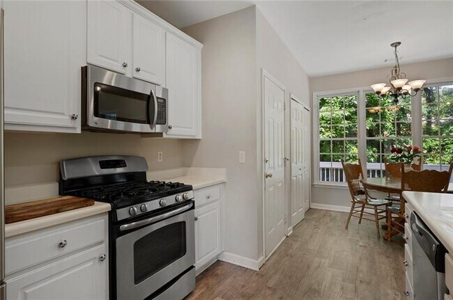 Foto del edificio - 1085 Winthrope Park Dr