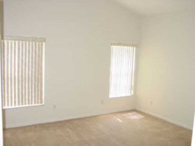 Foto del edificio - 1709 Pine Bay Dr
