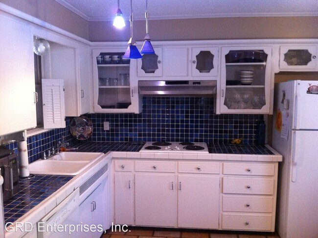 Foto del edificio - 3 br, 2 bath House - 6520 N. Grove
