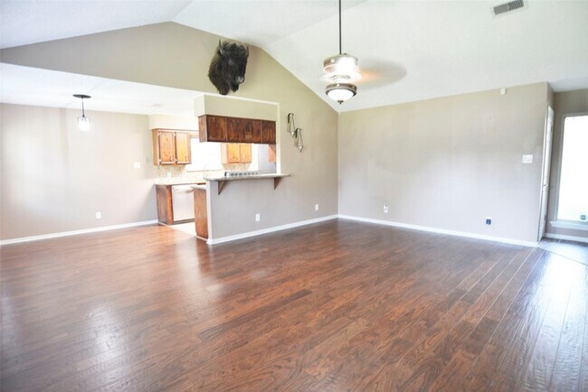 Building Photo - 3009 Rose Ln