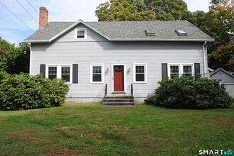 Building Photo - 60 Grove St