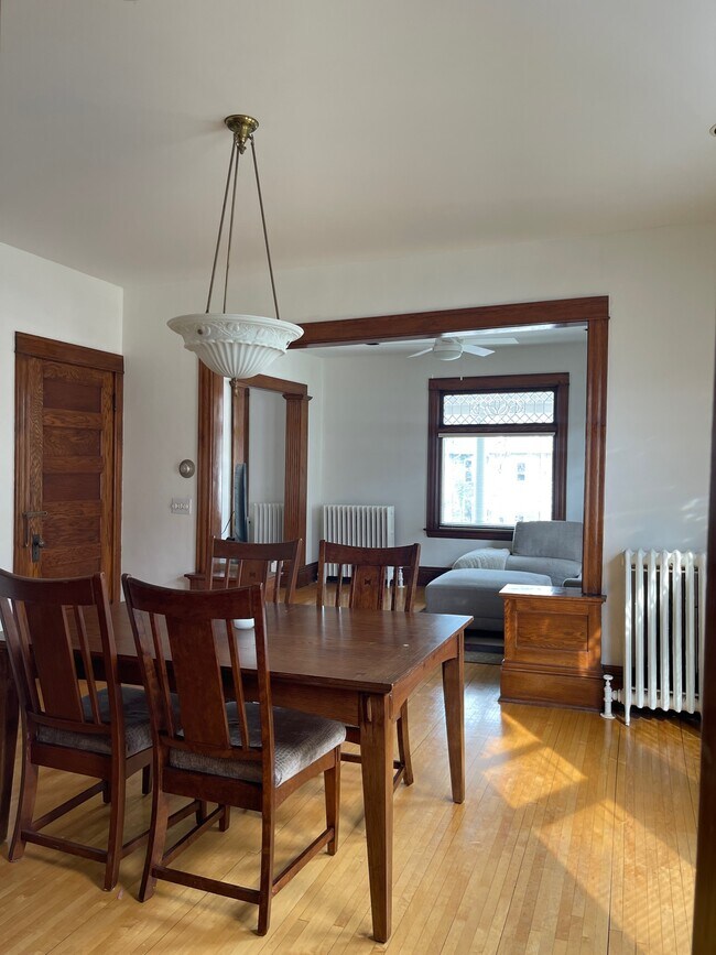Foto del edificio - 2624 Colfax Ave S