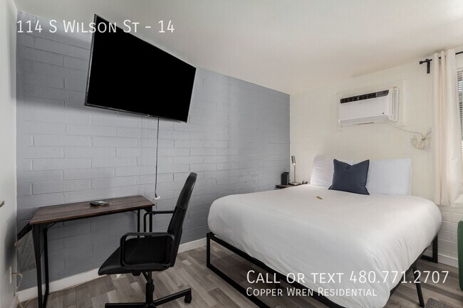 Foto del edificio - 114 S Wilson St