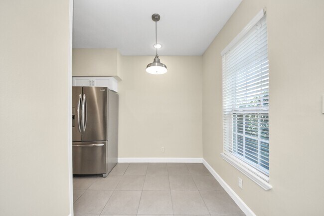 Foto del edificio - 7545 Brompton St