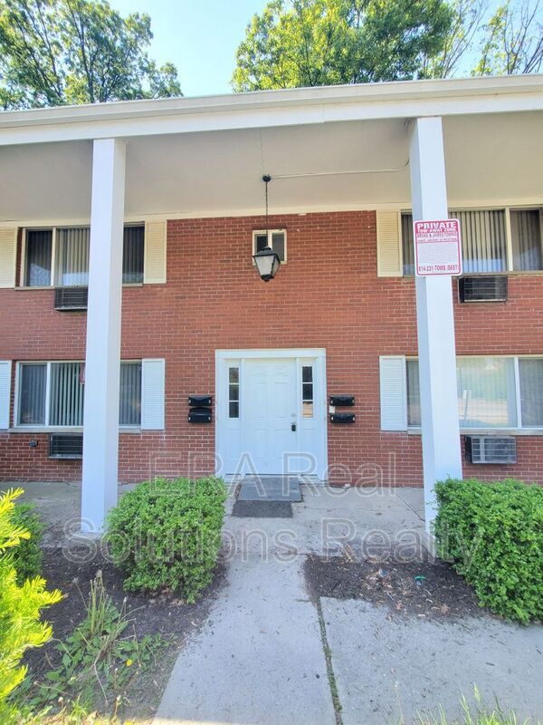 Primary Photo - 251 S Napoleon Ave