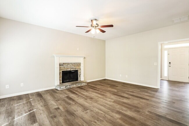 Foto del edificio - 10038 Harmon Springs Dr