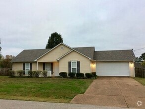 Building Photo - 18 Long Meadow Dr