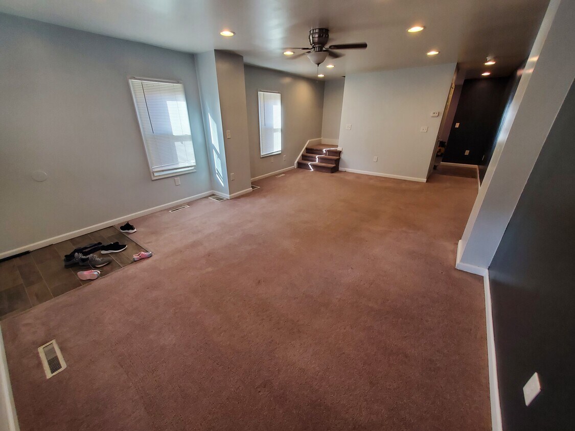 Foto principal - 803 W 4th St