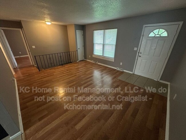 Foto del edificio - 420 N Jennings Rd