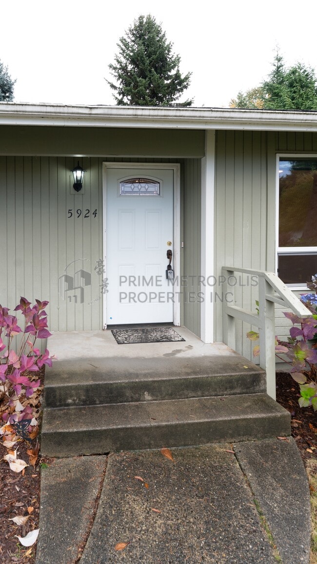 Photo - 5924 114th Pl SE House