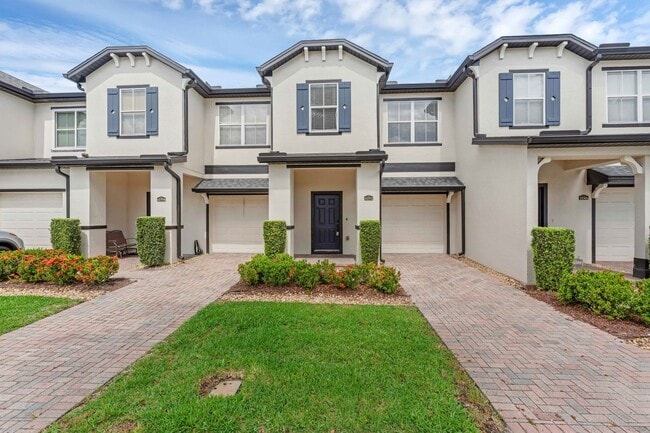 Beautiful 2 Bedrooms & 2.5 Baths Townhome ... - Beautiful 2 Bedrooms & 2.5 Baths Townhome ...