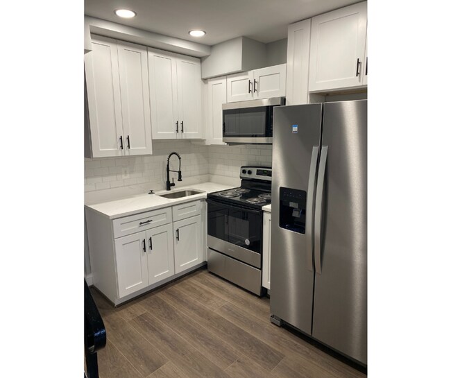 Foto del edificio - 3908 Claremont St