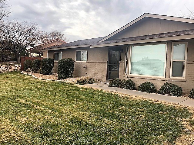 Building Photo - 2904 Bloomington Hills Dr