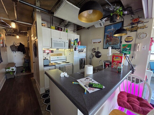 Foto del edificio - University Tower 2 BR