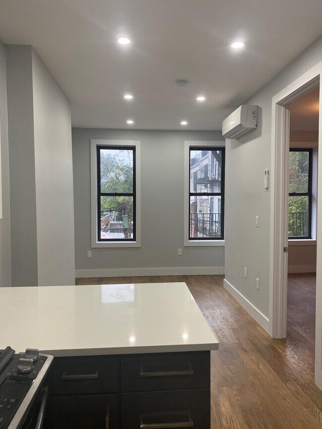Building Photo - 223 Rockaway Ave