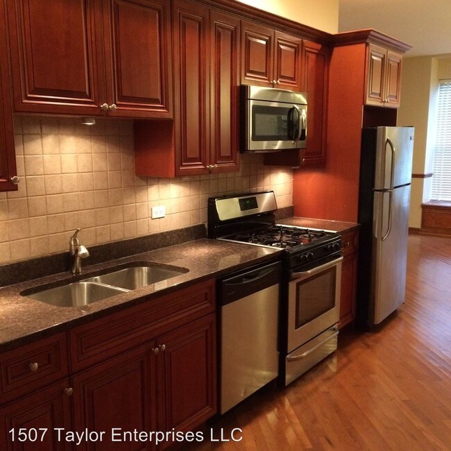 Building Photo - 1507 W Taylor St