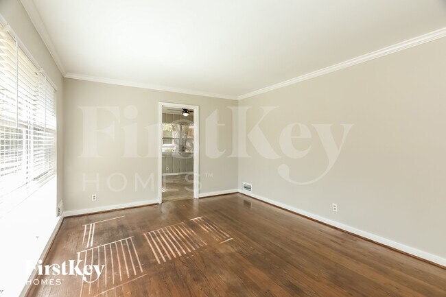 Foto del edificio - 3364 Valley Park Dr