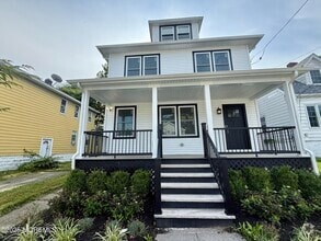 Building Photo - 163 Ridge Ave