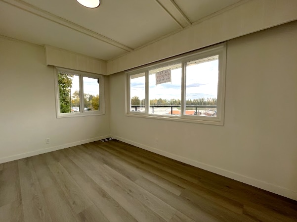 Building Photo - 4871 Marine Dr