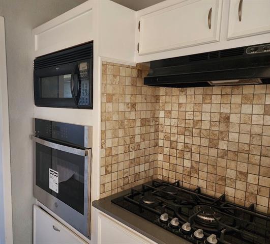 Building Photo - 2058 Collins Ave