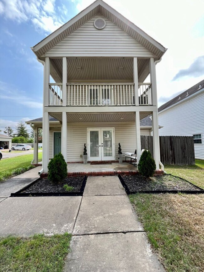 Foto del edificio - Townhome Available Friendly Neighborhood! ...