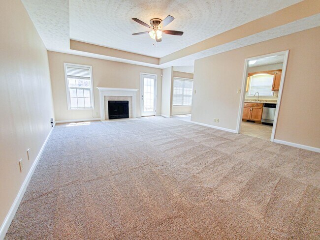 Foto del edificio - Pet Friendly Three Bedroom!