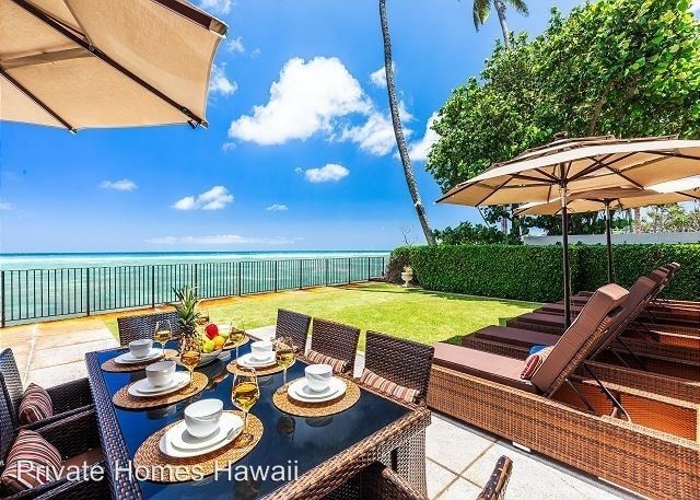 Building Photo - 4451 Kahala Ave