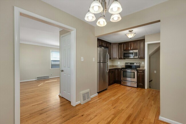 Foto del edificio - 3411 Chester Rd