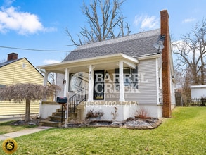 Building Photo - 309 Richmond Ave