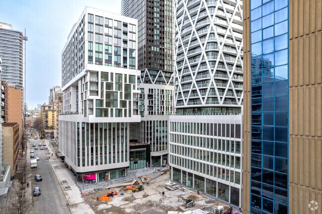 Building Photo - Artists' Alley