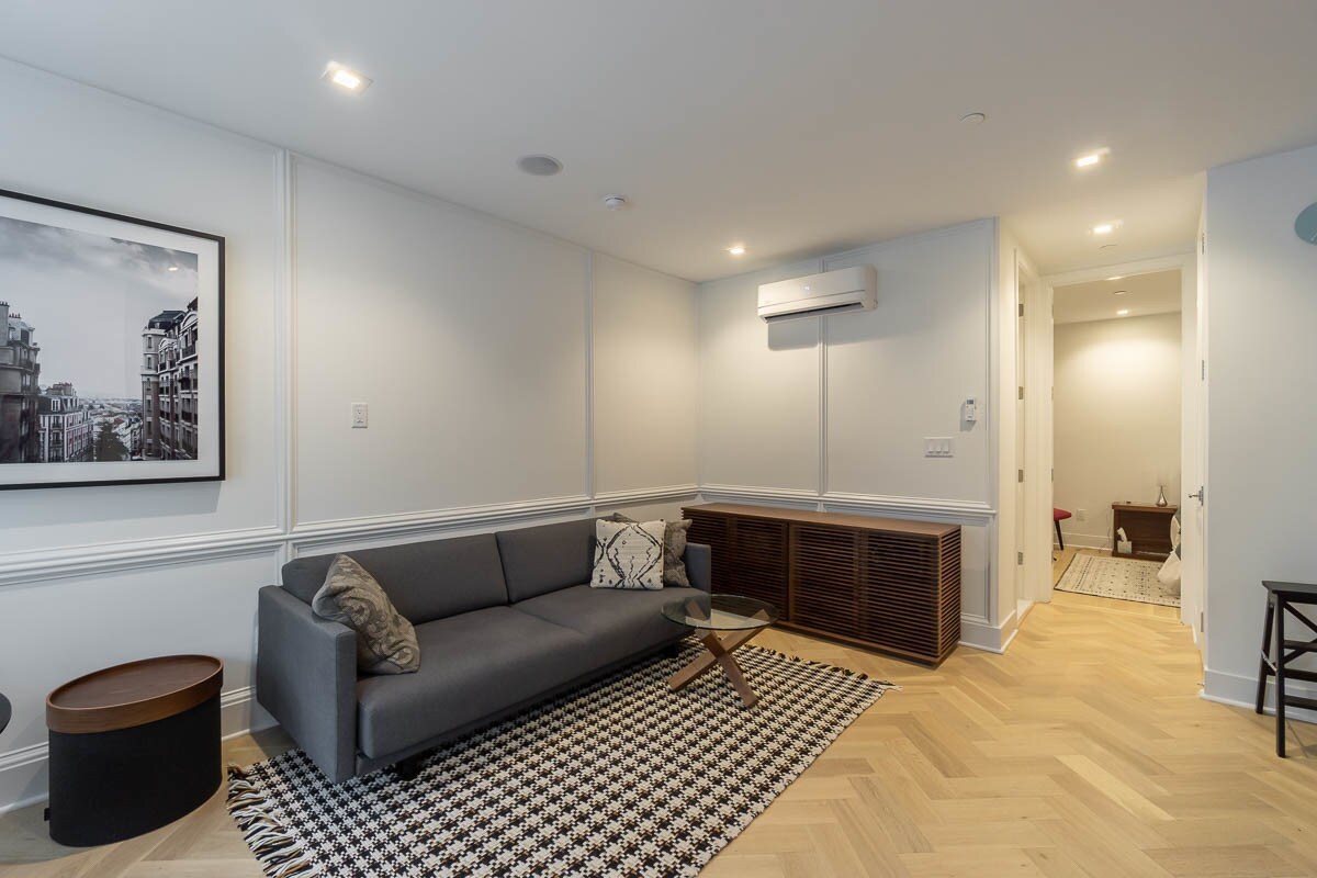 Foto principal - 1753 Willard St NW