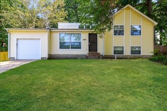 Building Photo - 6801 Autumnhill Ln