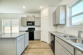 Building Photo - 128 Allegro Dr