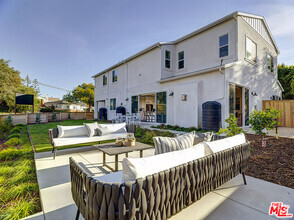 Building Photo - 5600 W 78th St
