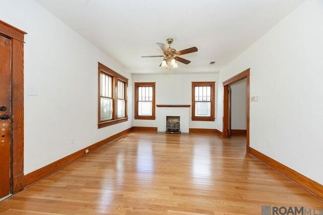 Building Photo - 219 Westmoreland Dr