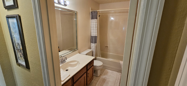 Building Photo - 108 Bell Grove Dr